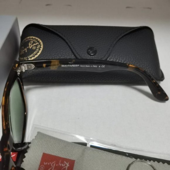Ray Ban Wayfarer Tortoise RB2140 - Picture 8 of 8